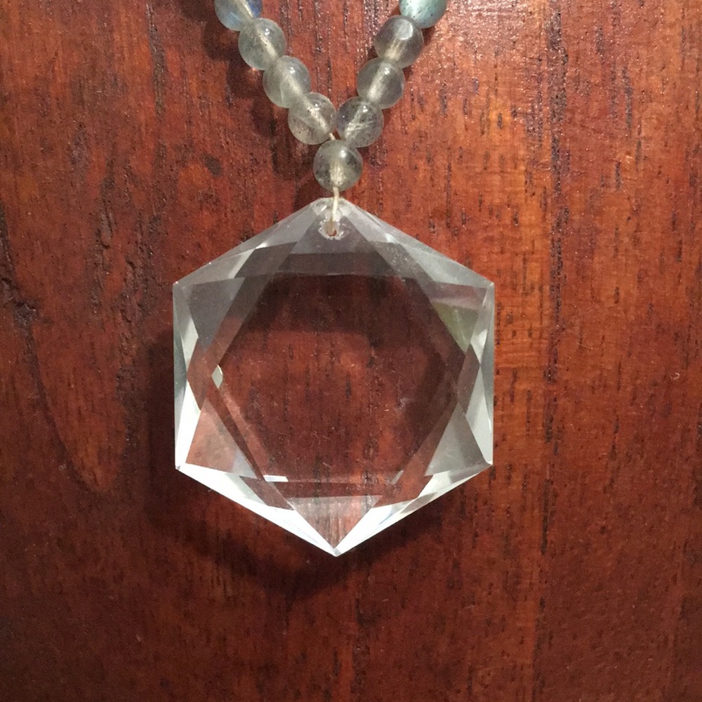 Elegant Silver Necklace with Crystal Pendant - Picture 2 of 5